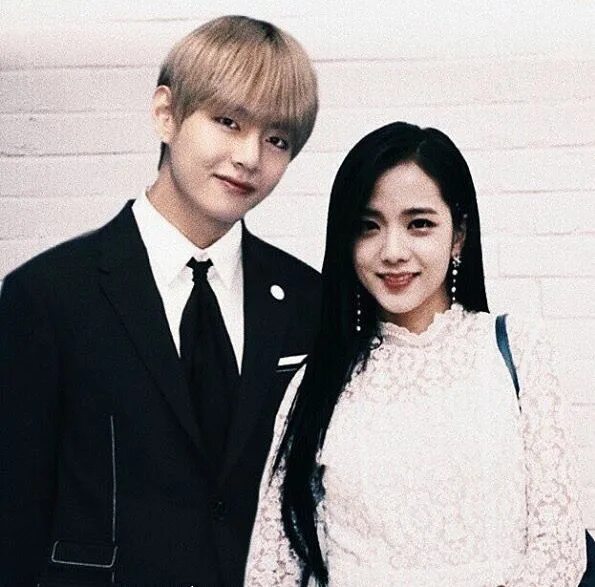 Джису и тэхен. Vsoo джису и тэхен. Taehyung and jisoo. Джису и тэхен. Чимин и джису.