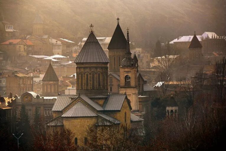 Нижний новгород грузия. Грузия Тбилиси. Тбилиси старый город. Грузия Белисия.