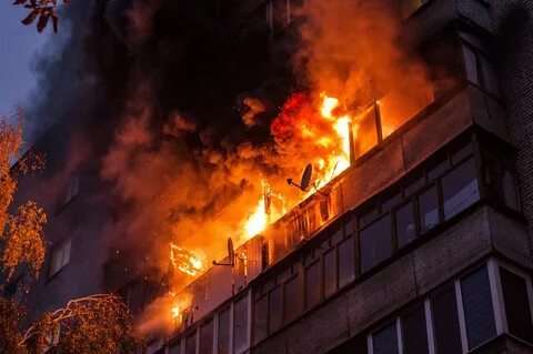 Горит чердак