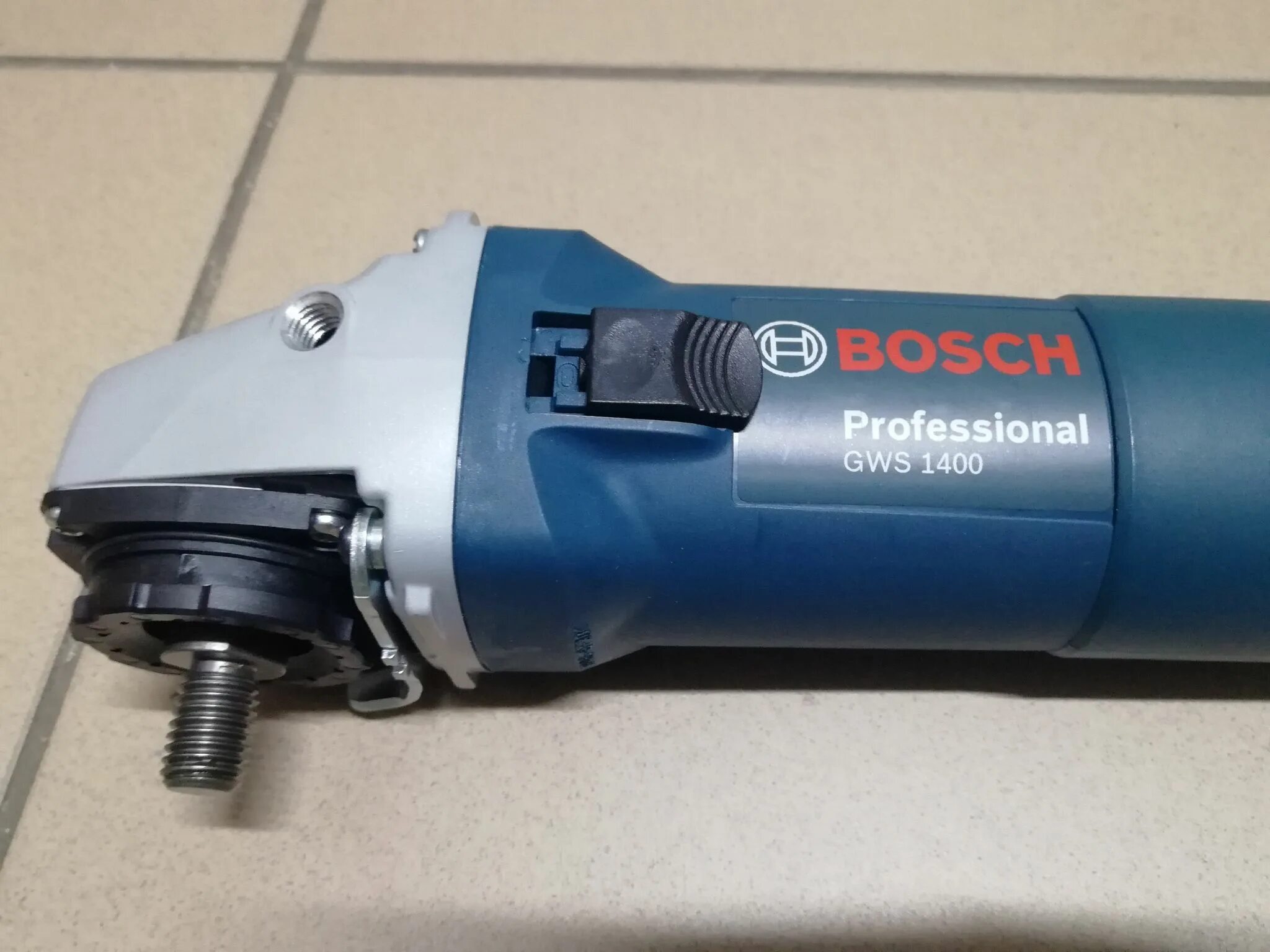 Bosch GWS 1400. GWS 1400 0.601.824.8r0. Болгарка Bosch GWS 1400. Болгарка бош GWS 1400 профессионал.