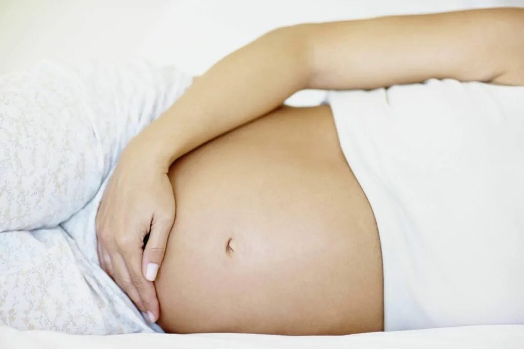 Гипертонус матки 1 триместр. Живот беременной. Беременные животики. У беременной болит живот. Животик болит.