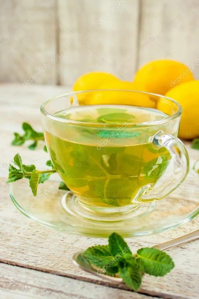 Зеленый чай с лимоном и мятой. Зеленый чай лимон и мята. Чай с мятой. Зеленый чай с мятой. Пейте зеленый чай лимоном