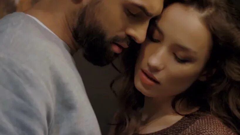 Вика дайнеко твоя девочка. Дайнеко и танцор. Яна и вика дайнеко сестры. Вика дайнеко три аккорда. Дайнеко дуэты.