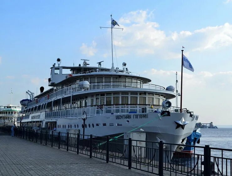 Теплоход космонавт юрий гагарин. Теплоход космонавт гагарин каюты. Космонавт гагарин теплоход навигация 2021. Теплоход юрий гагарин. Теплоход гагарин навигация.