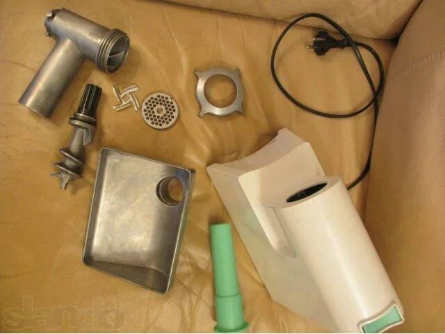 Мясорубка power plus 1100. Мясорубка braun power plus 1300. мясорубка braun power plus 1100. braun power plus 1100 разобрана. мясорубка braun br003 насадки.