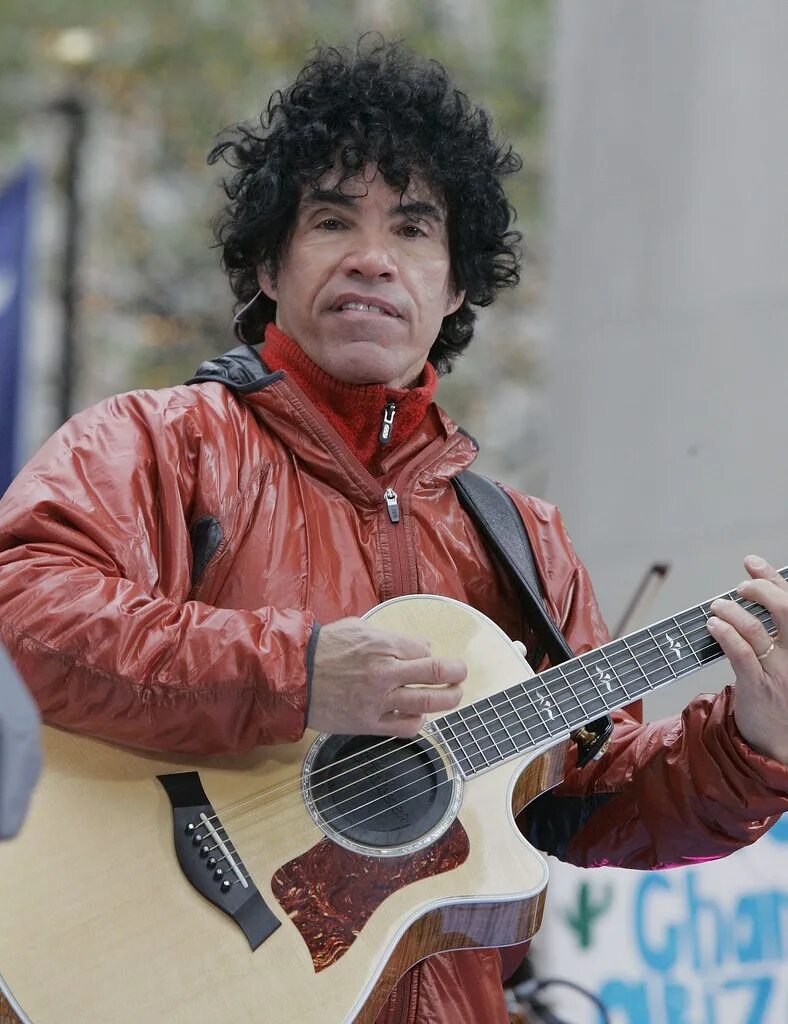 Оутс, джон. John oates глаза. John oates. Оутс, джон. Oates.