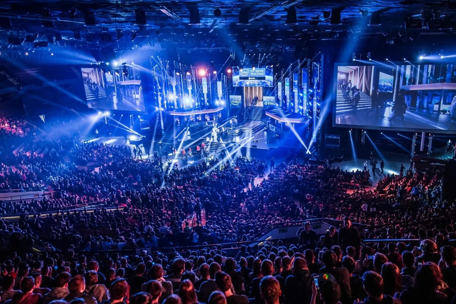 Cs2 major final. Мажор ксго. мажор киберспорт. major cs go. сцена мажора кс.