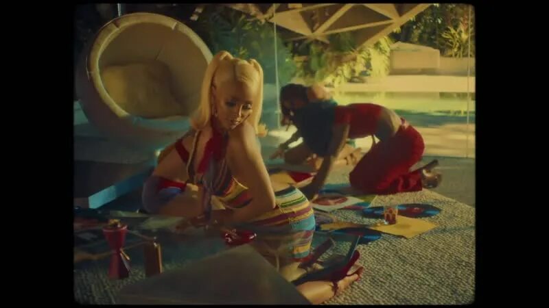 Клип ката. Дожа кэт. певица cat doja hot. doja cat клипы. певица doja cat клип.