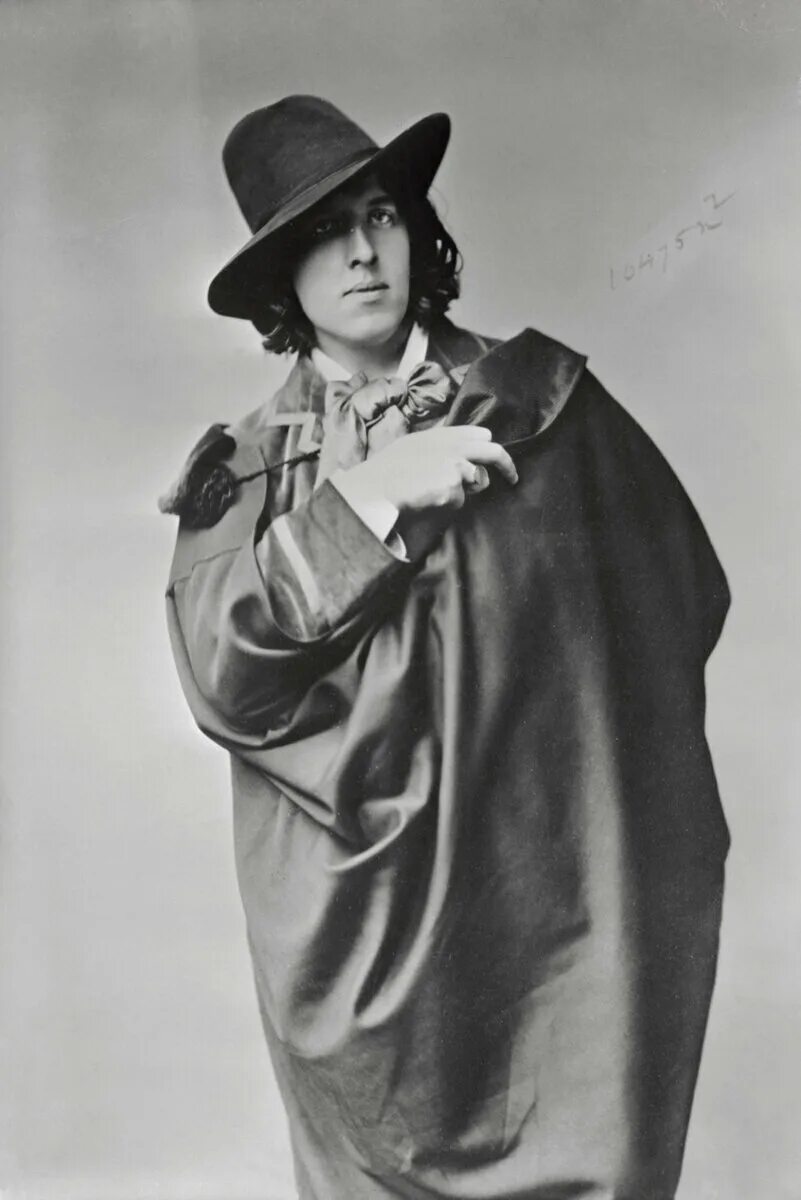Писатель оскар. Оскар Уайльд. Оскар Уайльд (Oscar Wilde). Оскар Уайльд фото. Оскар Уайльд 1890.