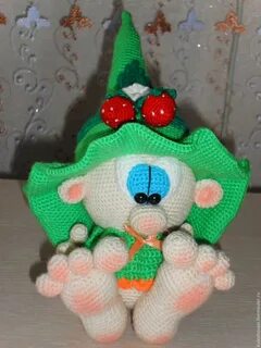 Гномик амигуруми крючком