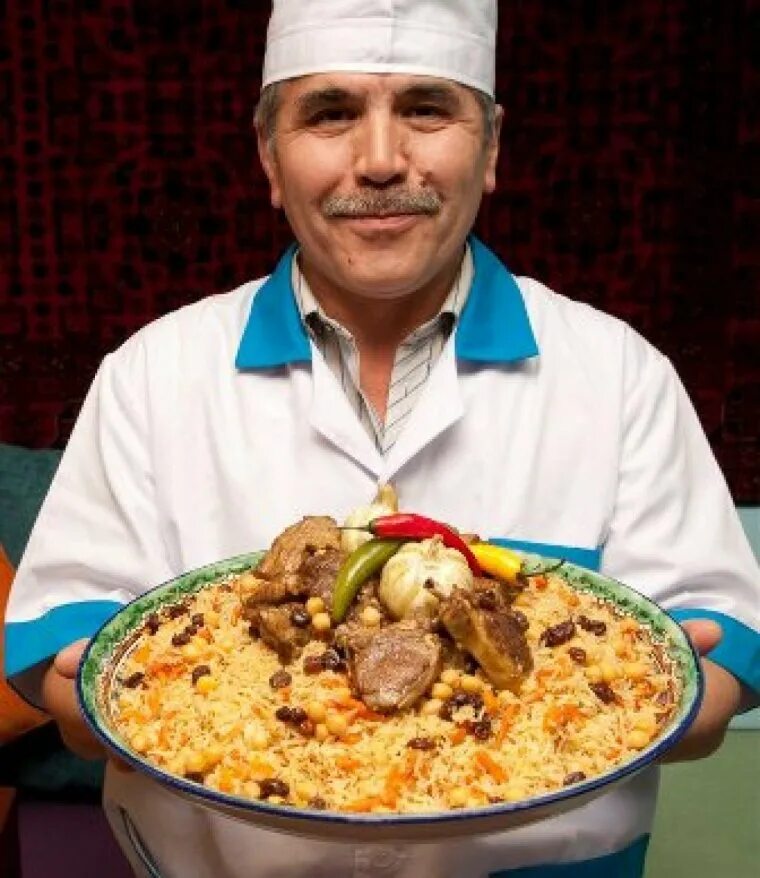 Повар узбекской кухни работа. Ошпаз гордон. ошпаз расми. повар с пловом. узбекский повар.