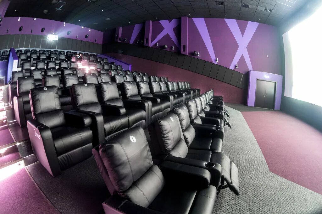 Мягкий кинотеатр самара. Алмаз, челябинск, копейское шоссе, 64. Кинотеатр мягкие диваны. Мягкий кинотеатр уфа иремель мегаполис. Кинотеатр иремель уфа мягкий зал.