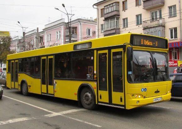 Жительница Саранска попала под колеса автобуса