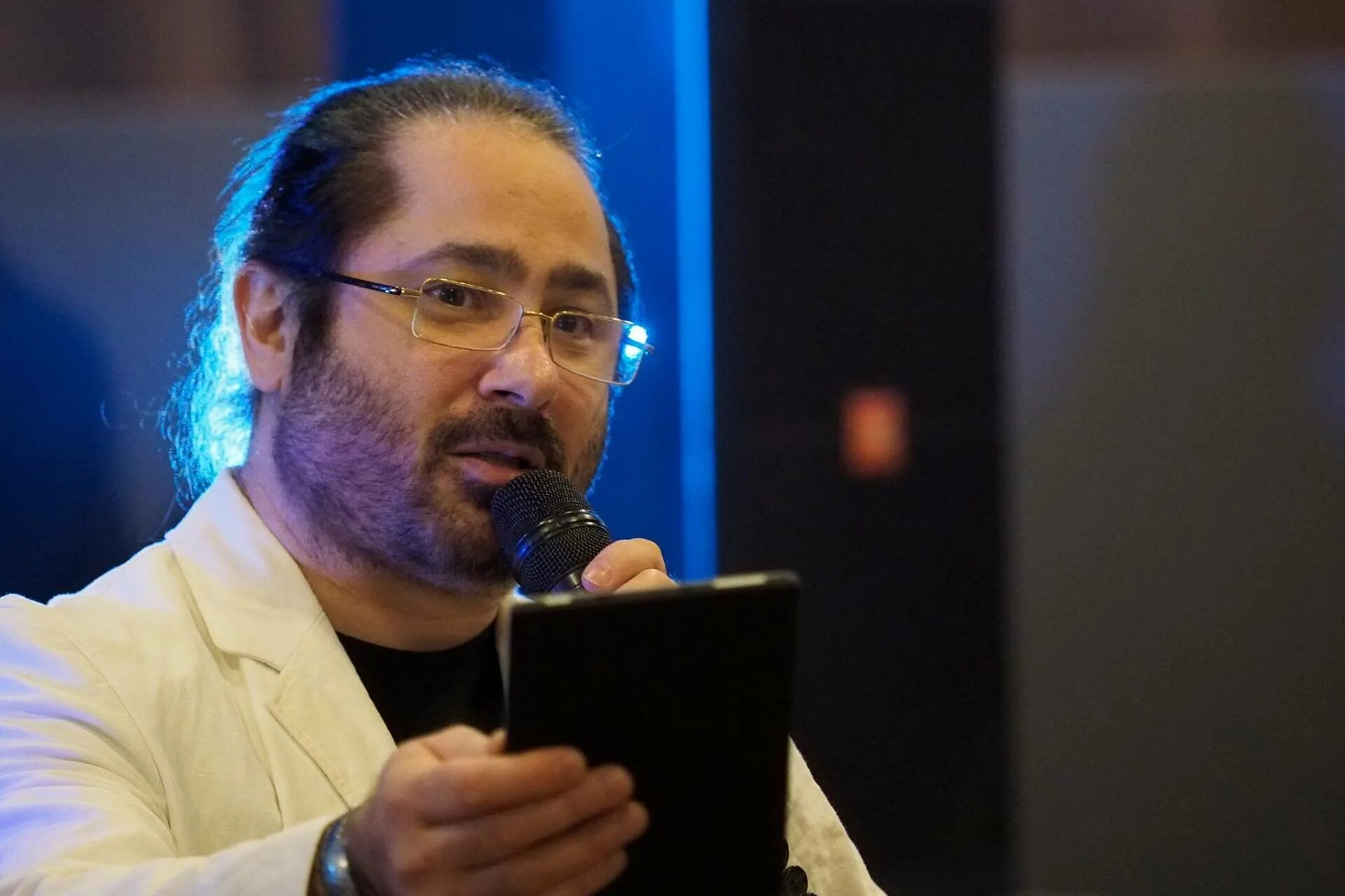 Профессор лебединский. Певец профессор лебединский. Профессор лебединский. Алексей игоревич лебединский. Алексей профессор лебединский.