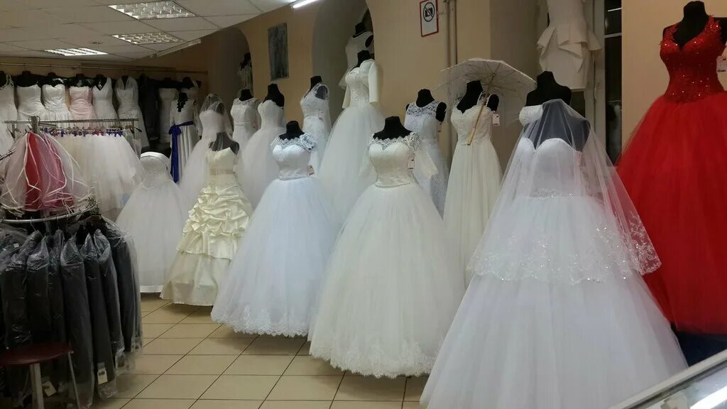 красивое нежное свадебное платье. свадебный салон апраксин двор. санторини черкесск свадебный салон. шикарные свадебные платья. салон свадебных платьев санкт петербург.