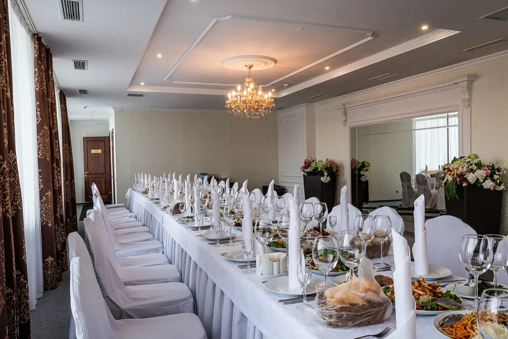 Правительственная резиденция к2 на каменном острове. Банкетный зал резиденция красноярск. Резиденция к2 на каменном острове. Резиденция зал. Банкетный зал резиденция красноярск.