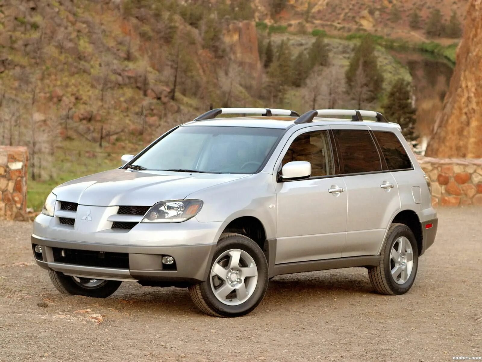 Mitsubishi Outlander 2004. Mitsubishi Outlander 2003. Митсубиши Аутлендер 2004. Mitsubishi Outlander 1 2006. Мицубиси аутлендер 2004