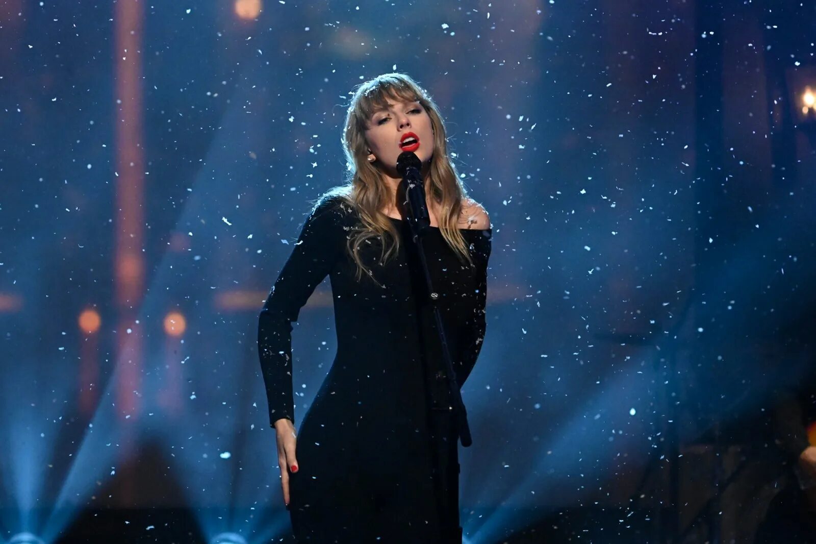 Taylor swift ft. Тейлор свифт. эры тейлор свифт. taylor swift the eras tour. all too well taylor swift.