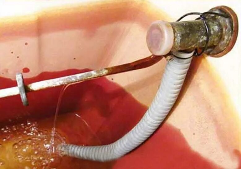 Протекает унитаз. Причины утечки в смывных бачках. Разбираем бачок унитаза cersanit. Сливной бачок внутри. Ремонт бачка унитаза.