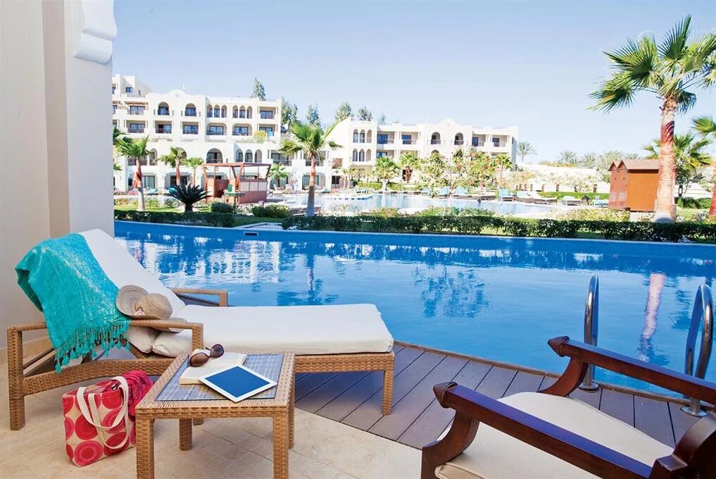 Отель арабиан бич. Отель санрайз арабиан шарм-эль-шейх. Sunrise grand select arabian beach resort 5 египет шарм-эль-шейх. Отель арабиан бич. Sunrise arabian grand select 5*.