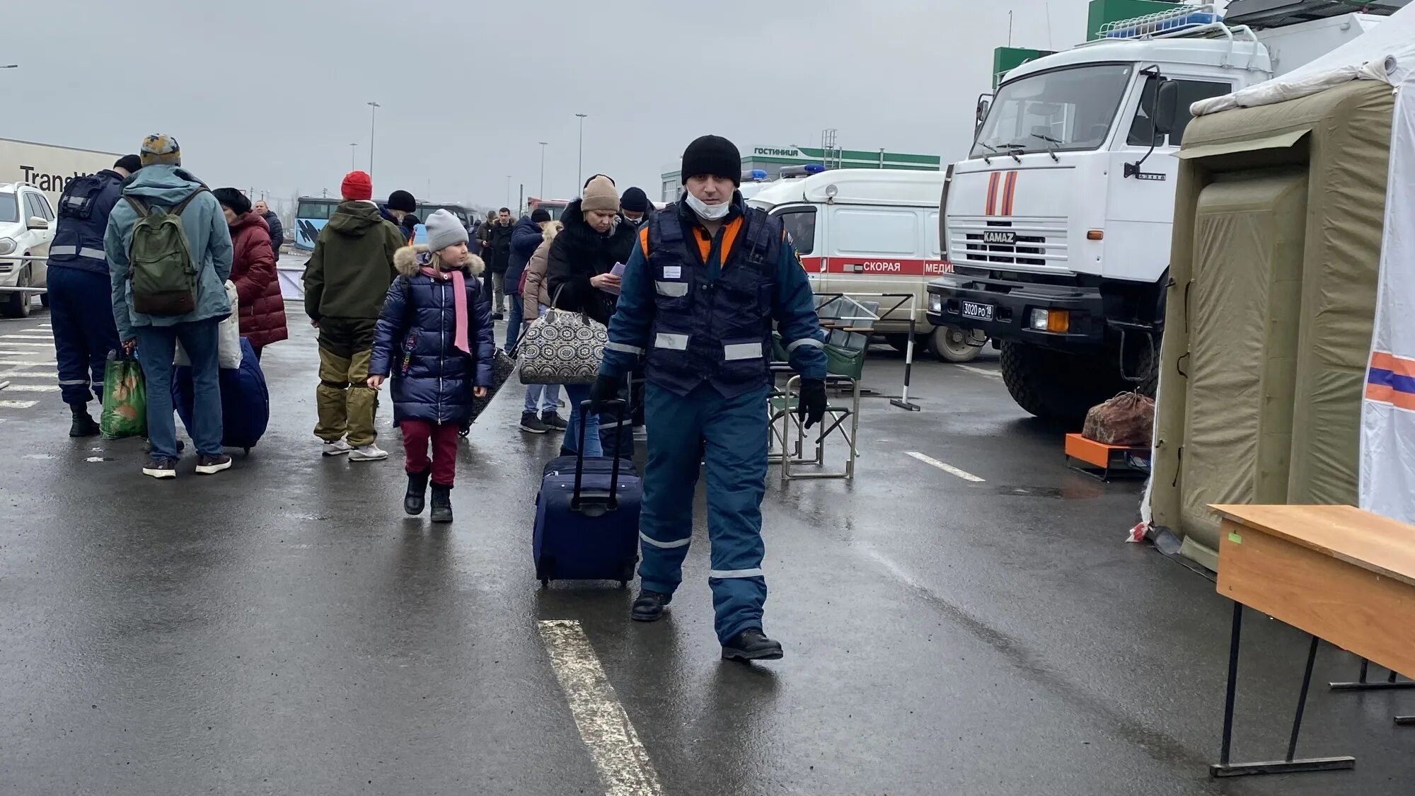 Беженцы с Донбасса в Ростовской области. ПВР МЧС Ростов. Беженцы из Украины в Ростовской области. Беженцы сво. Украинцев ростов