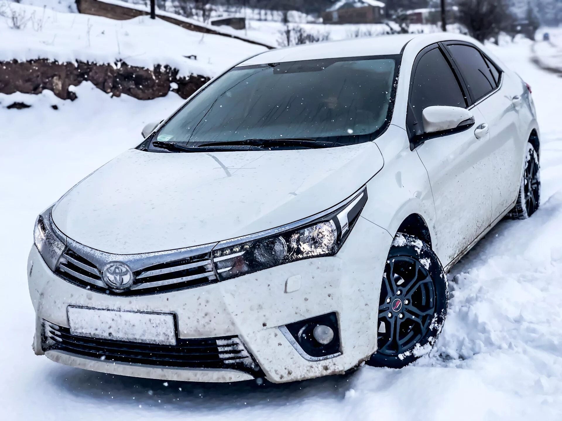 Тойота королла белая. -50 мм королла 120. Тойота королла 2008 тонированная. Тойота королла зима. Тойота королла 2008 белая зимой.