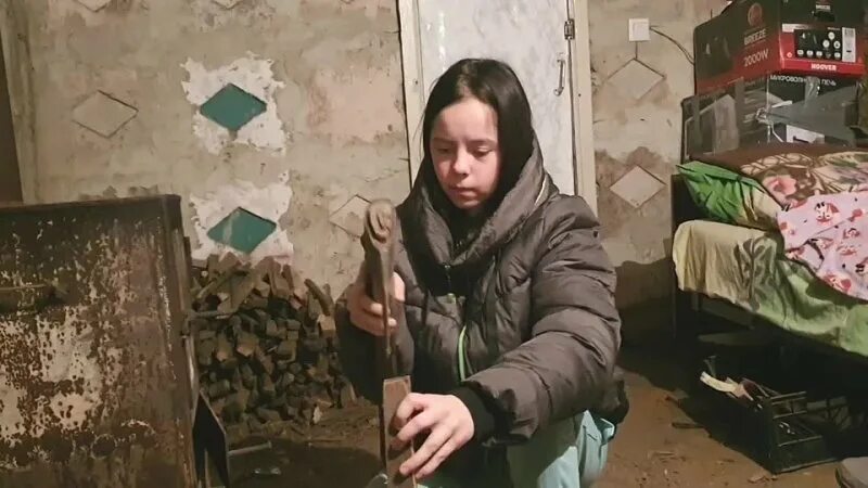 дети донбасса будут сидеть в подвалах. дети донбасса будут сидеть в подвалах. дети донбасса будут сидеть в подвалах. украина 2014 дети донбасс в подвалах. дети донбасса будут сидеть в подвалах.