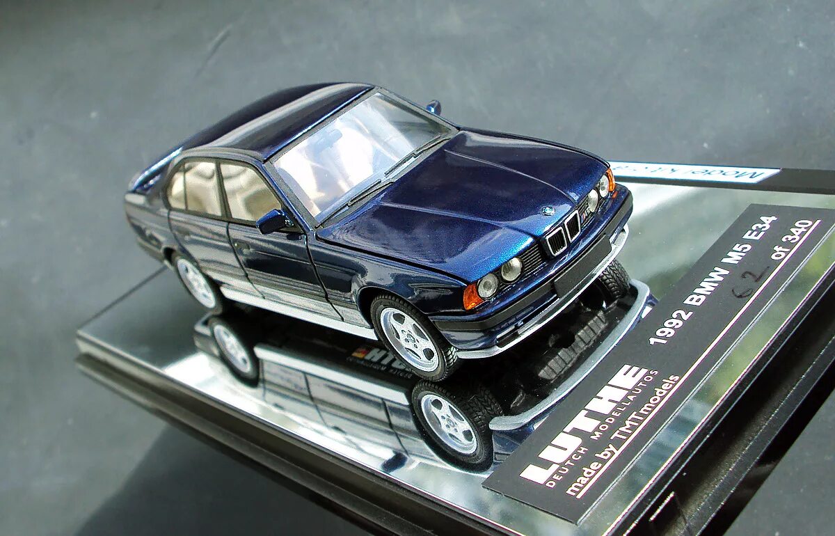 1 43 34. BMW m5 (e34) в 1/43. Модель BMW m5 (e34). Сборная модель БМВ е34. BMW e34 модель 1 43.