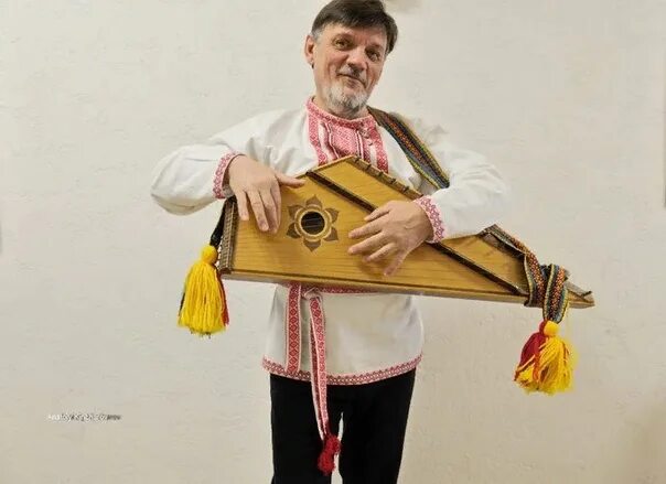Музыкальные инструменты солисты