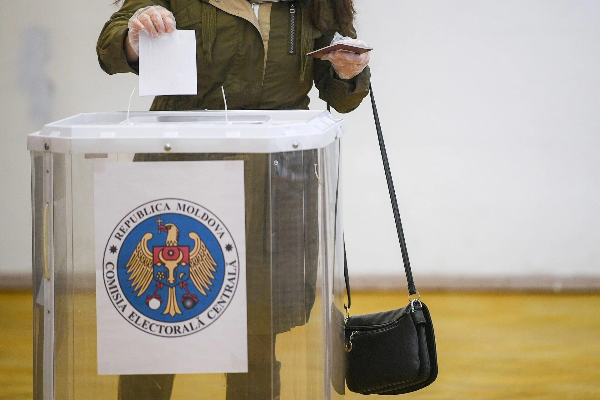 Следующие выборы в молдавии. Голосование на выборах. Выборы в Молдове. Молдова голосование на выборах. Выборы президента Молдавии.
