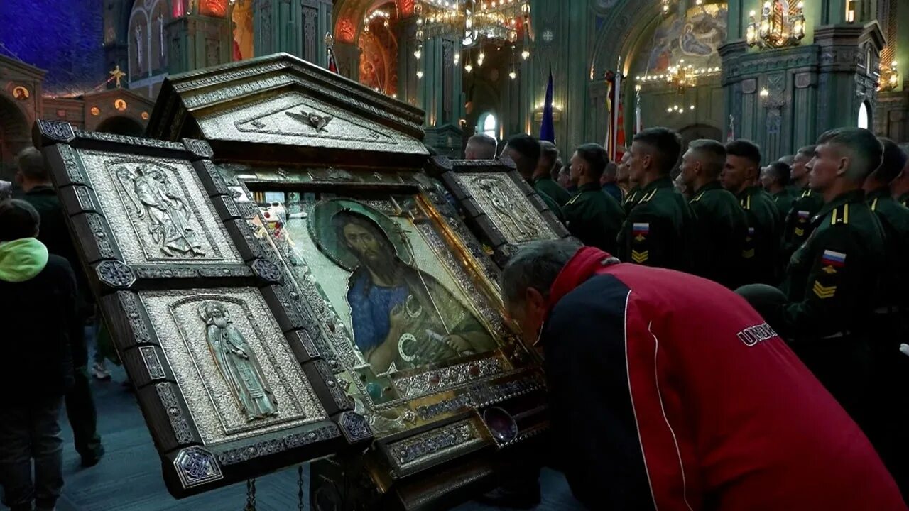 Трансляция молебна в главном храме вооруженных сил. Трансляция молебна в главном храме вооруженных сил