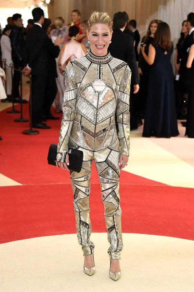 Meta 2016. Мет гала 2016. стиль met gala. мет гала наряды звезд. мет гала костюмы.