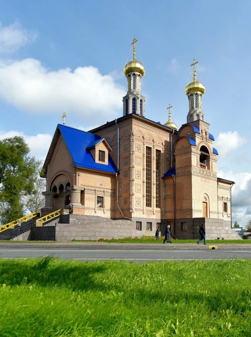 2 храма рыбацкое. Храм рождества пресвятой богородицы в санкт-петербурге. богородицкая церковь в рыбацком. храм рождества пресвятой богородицы в спб. церковь пресвятой богородицы спб рыбацкое.