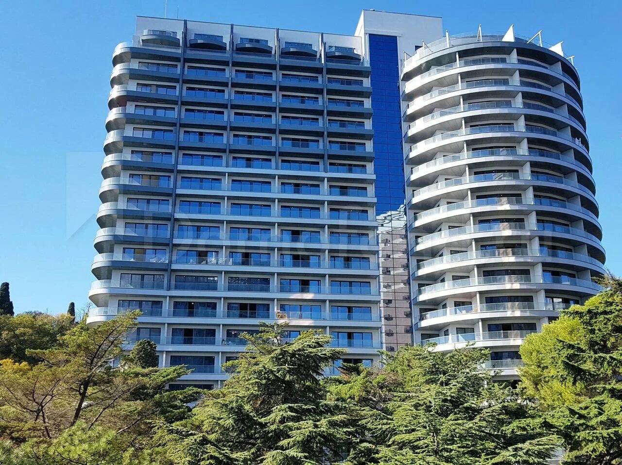 Жк парк хаус ялта. Жк park house ялта. Жк приморский парк ялта. Жк приморский парк. Парк хаус ялта.