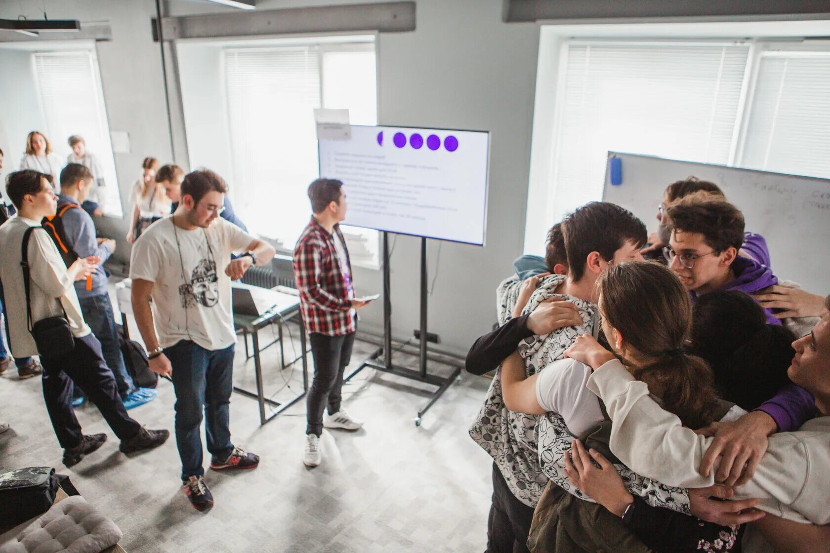 Колледж информационных и креативных технологий ithub. Ithub college специальности. ithub college, ростов-на-дону. ithub колледж. ithub college, москва.