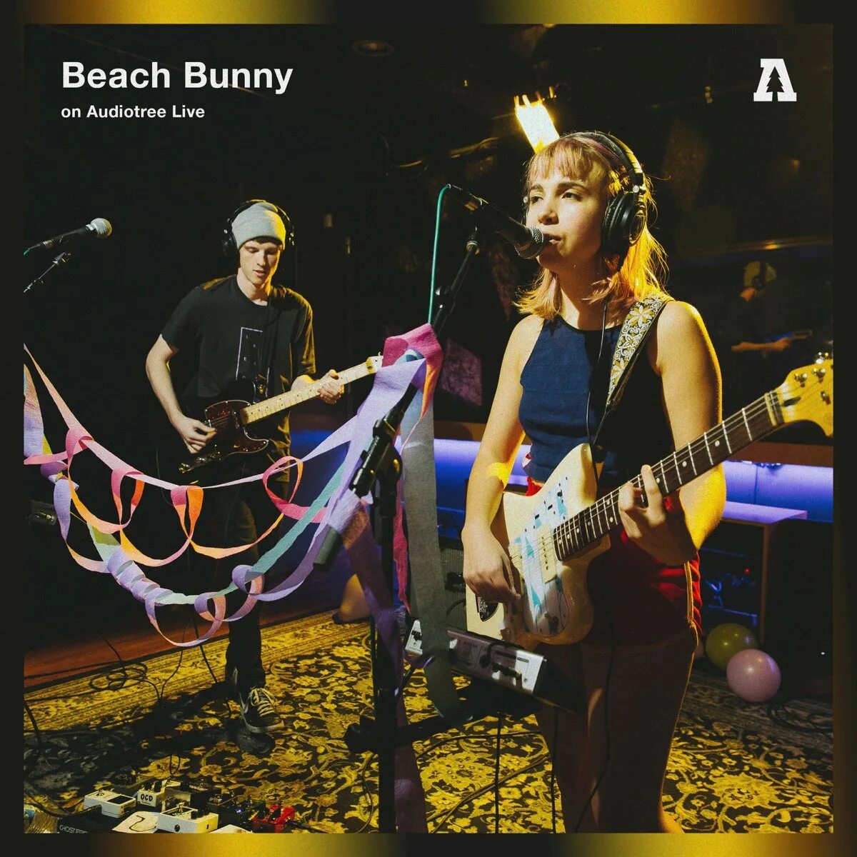 Prom queen beach bunny. Beach bunny prom queen lyrics. Песня prom queen beach bunny. Prom queen beach bunny перевод. Beach bunny prom queen lyrics.