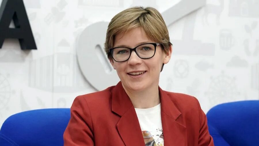 Татьяна мрдуляш дочь ольги голодец. Министр самары. Сергей кобылянский министр спорта. Мрдуляш татьяна павловна. Черепанов сергей васильевич алтайский район.