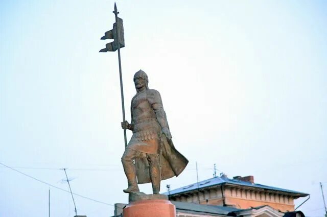 Где памятник александру невскому в нижнем новгороде. Памятник Александру Невскому в Ульяновске. Памятник Александру Невскому Киров.