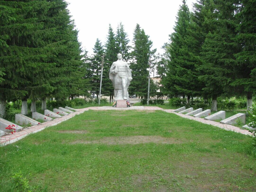 Муромцевский муниципальный район. Алексеевка Муромцевский район Омская. Село Муромцево Омской области. Памятник Муромцево. Памятники воинам в Муромцевском районе Омской области.