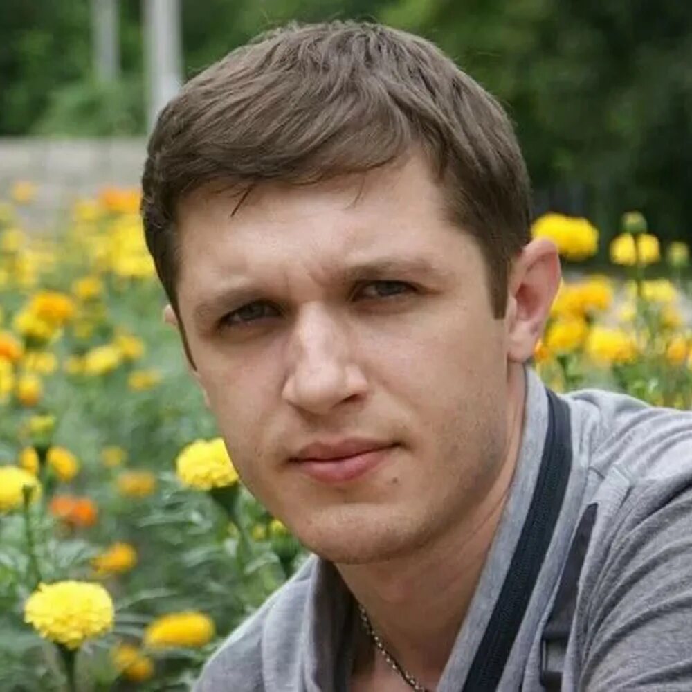 Люди в городе россия. Василий шукшин портрет в живописи. Власова наталья игоревна. Ольга пономарева ерышевка. Олеся зельник.