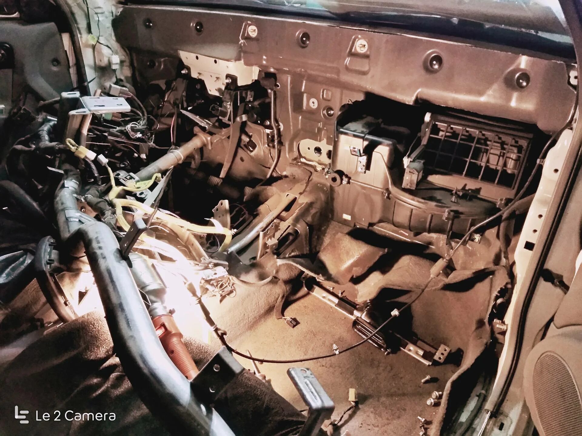 Радиатор печки шевроле каптива 2. Шевроле лачетти поменять печку. Расположение радиатора печки лачетти. Шевроле лачетти поменять печку. Радиатор печки шевроле лачетти 1.