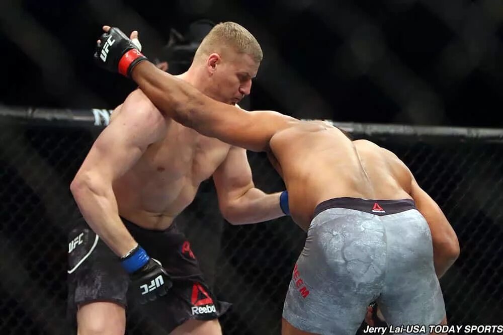 Боец павлович следующий бой. Павлович юфс. сергей павлович ufc. сергей павлович ufc голм. сергей павлович алистар оверим.