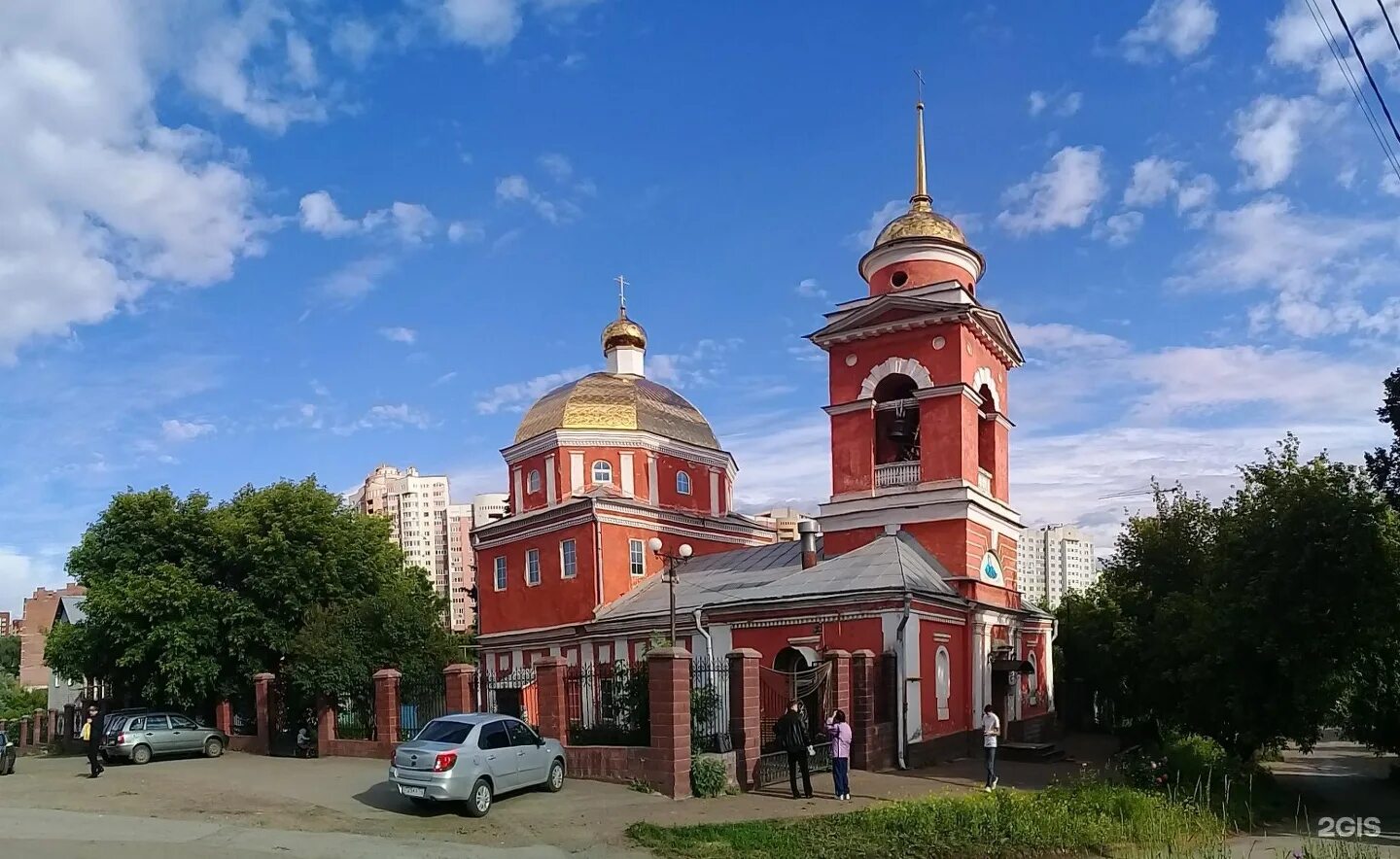 Рождество-богородицкий храм уфа. Покровский храм уфа. Кафедральный собор рождества богородицы. Церковь покрова пресвятой богородицы уфа мингажева. Церковь на мингажева в уфе.