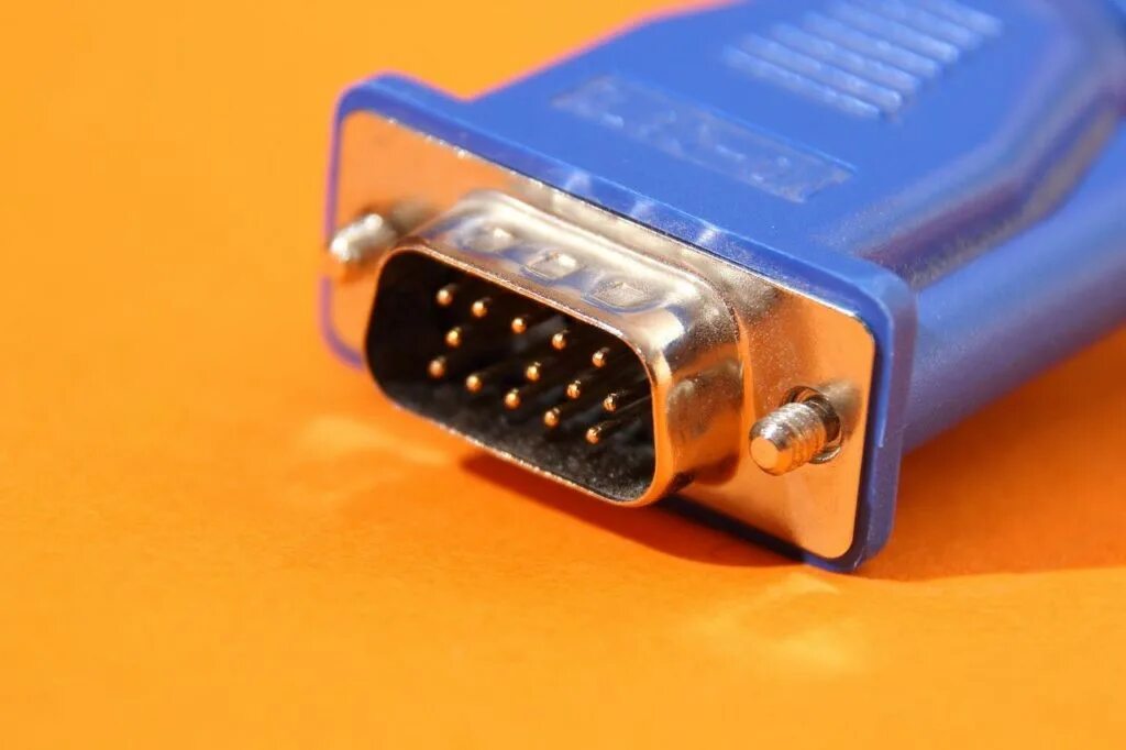 Vga speaker. Разъём монитора vga на мониторе. вга разъем. разъём vga порта шнур. vga (d-sub).
