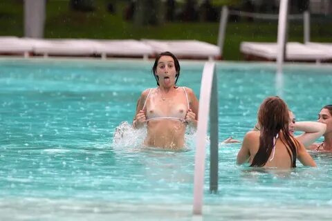 Nip slip in pool - bestpornsites.love.