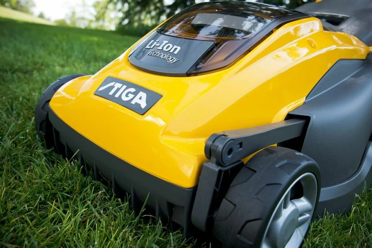 Газонокосилка stiga slm 544 ae. Газонокосилка stiga аккумуляторная. Stiga 140 ae двигатель. Газонокосилка stiga collector 46 s. Газонокосилка stiga collector 46 s запчасти.