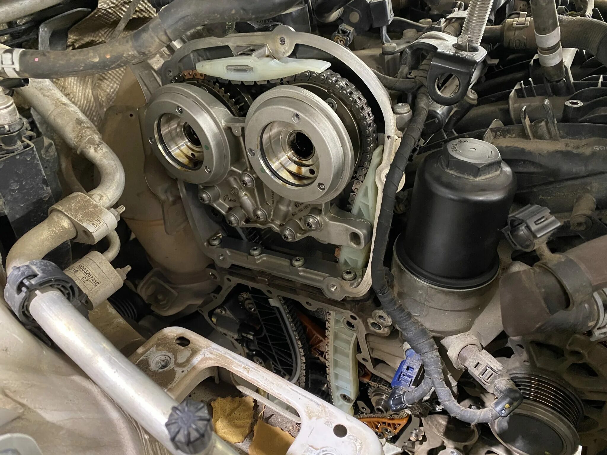 1.8 tsi gen 3. Цепь грм 1.8 tsi. грм 1.2 tsi. 1.8 tsi gen3 балансир. цепи грм на ea888 gen 3.