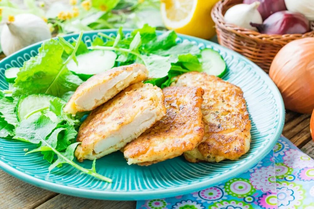 Куриное филе в кляре пошагово. Куриная грудка в кляре. куринная грудкав кляре. куриная грудкат вкляре. куриное филе в кляре.