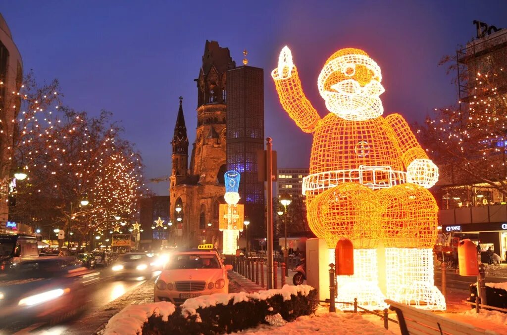 рождественский базар в франкфурте на майне. рождественский базар в франкфурте на майне. кристмас в германии. рождественская ярмарка в лейпциге. эрфурт рождественская ярмарка.