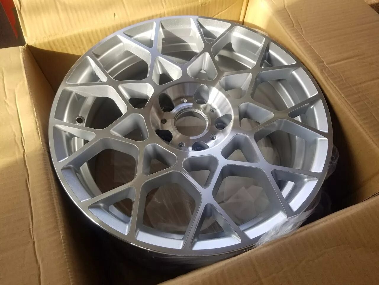 Какой взять диск. Диски rotiform r17. rotiform blq r17. ротиформ blq r17. диски rotiform blq r17.